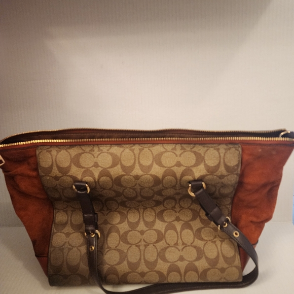 Coach purse - Picture 4 of 14
